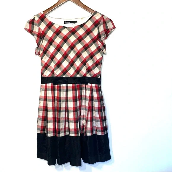 Dear Creatures plaid fit & flare mini dress, lined, round neck, small - Picture 2 of 7